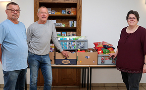 Viele Spenden konnten gesammelt und an das Rote Kreuz übergeben werden.