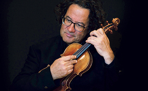 Peter Gillmayr: Musiker, Dirigent, Ensemblegründer und Programmentwickler.