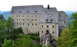 Abschied von der Burg Altpernstein als Begegnungszentrum der Katholischen Jugend OÖ