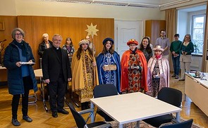 Sternsingerbesuch im Bischofshof