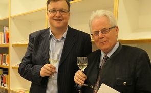 Dr. Paul Grünbacher (l.) folgt auf Dr. Paul Stepanek als Vorsitzender des Forums St. Severin