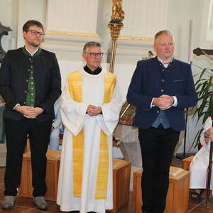 v.l.: Verwaltungsvorstand Martin Niederleitner, Pfarrer KonsR Mag. Erwin Kalteis und Pastoralvorstand Johannes Weilhartner.