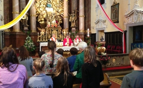 Bischof Scheuer sprach beim Gottesdienst davon, dass des ChristIn-Sein in der Gegenwart eine starke Sympathie für den Zeitgeist braucht. © Diözese Linz