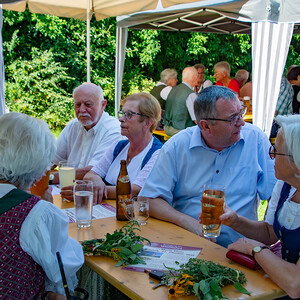 Kräuterbüschelweihe, Weißwurstfrühschoppen, Dank und Willkommenheißen / © Kugler Veronika Kräuterbüschelweihe, Weißwurstfrühschoppen, Dank und Willkommenheißen