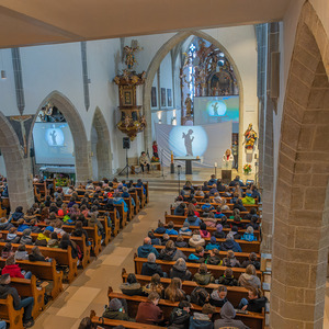 Schattentheater in der Stadtpfarrkirche Gallneukirchen