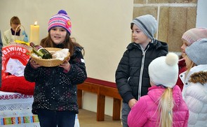 Pfarre Unterweißenbach: “Jesus - das allergrößte Geschenk'