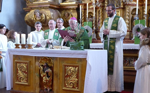 800 Jahre Pfarre Wimsbach: Festgottesdienst mit Bischof Aichern