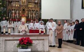 Amtseinführung von Pfarrer Karl Sperker und Verwaltungsvorständin Renate Berger in der Pfarre Steyrtal durch Bischof Manfred Scheuer