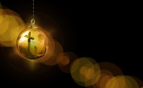 Weihnachtskugel mit Kreuz