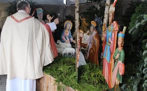 Pfarre Kirchdorf am Inn: Segnung der Dorfkrippe
