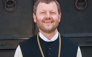 Pfarre Ottensheim: Abt Reinhold Dessl zum Evangelium des 4. Fastensonntags
