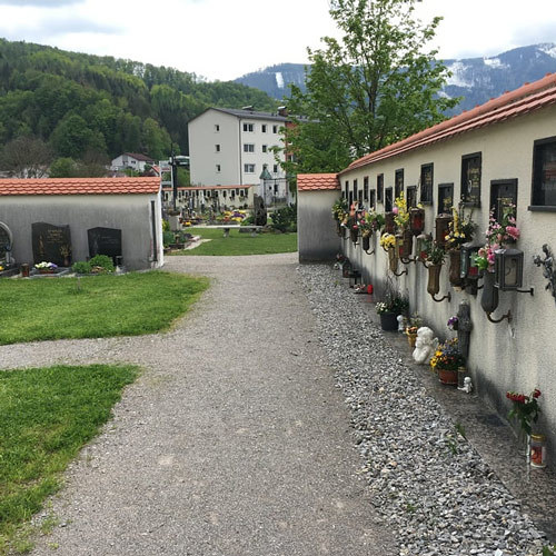 Urnenhain