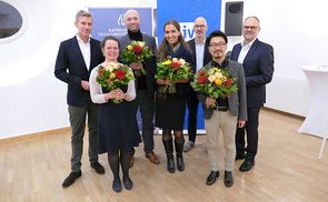 V. l.: Prof. Dr. Markus Scholz (TU Dresden), Elisabeth Steiner MMMMA BA, Dr. Nils Kruse, Mag. Julia Feldbauer BEd, Ass.-Prof. Dr. Lukas Kaelin (KU Linz), Mag. Daichi Okawa, Vorstandsdirektor Maximilian Pointner (Allgemeine Sparkasse Oberösterreich).