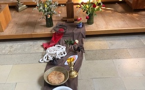 Karfreitag für Familien in der Pfarre Hartkirchen
